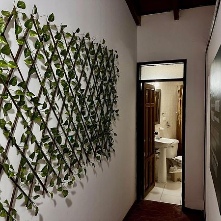 The Chill In Mansion Hostel Santa Marta Ngoại thất bức ảnh