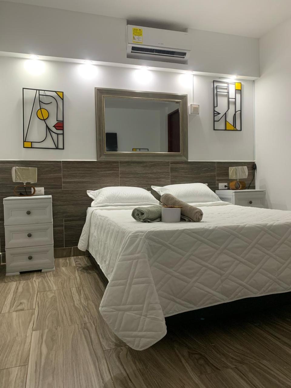 The Chill In Mansion Hostel Santa Marta Phòng bức ảnh